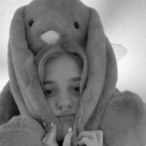 Meet your Posher, Elana